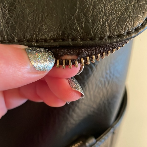 Matt & Nat Backpack - Picture 5 of 5